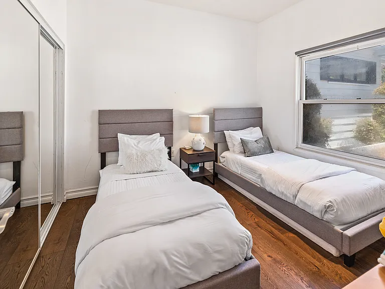 2363 Avenida De La Playa — Photo 38