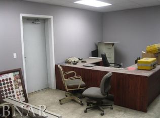 512 E Morgan St, Mc Lean, IL 61754