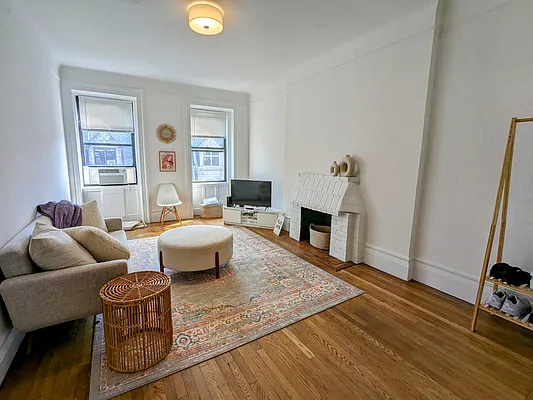 Rented by Guidance Realty Corp. | media 1