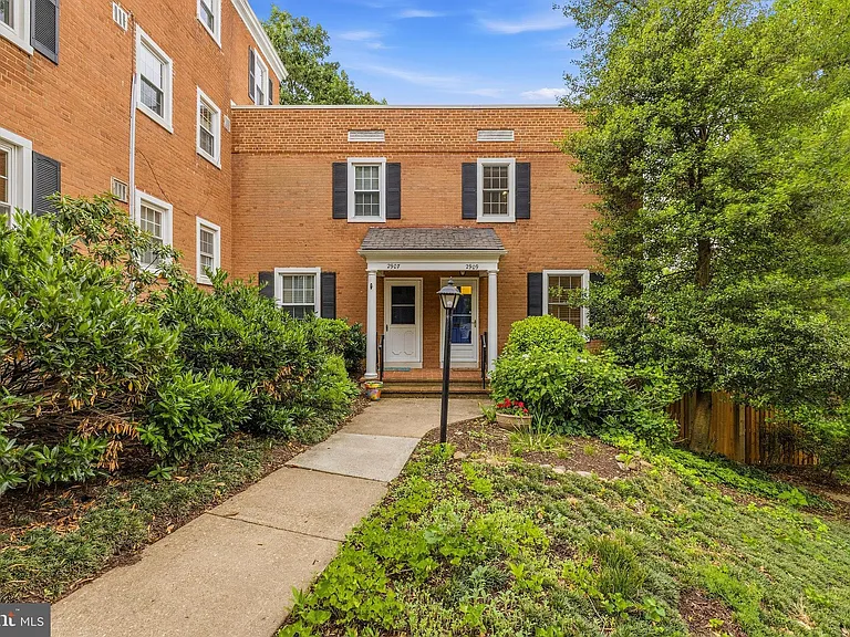 2909 S Dinwiddie St — Photo 37