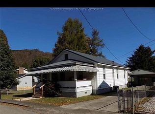 157 Church St, East Bank, WV 25067