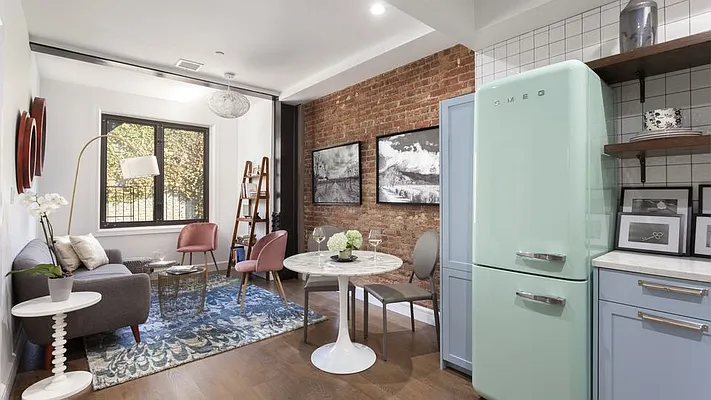 Rented by Nooklyn NYC LLC | media 7