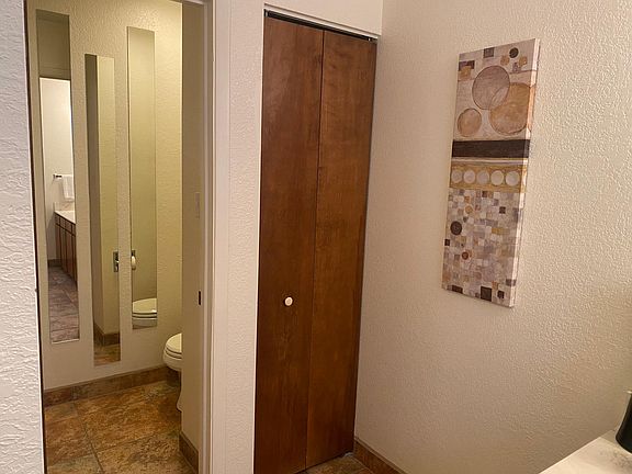 4th image of 1005 E Navajo St APT 8