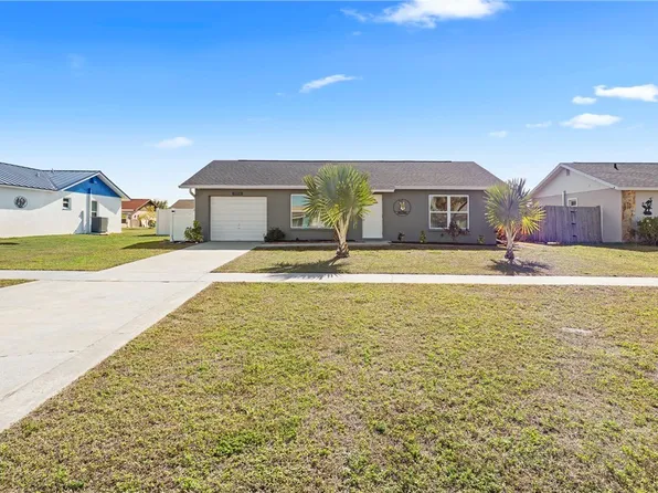 13521 Bennett Dr, Pt Charlotte, FL 33981