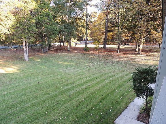 3rd image of 1037 Vestavia Dr SW