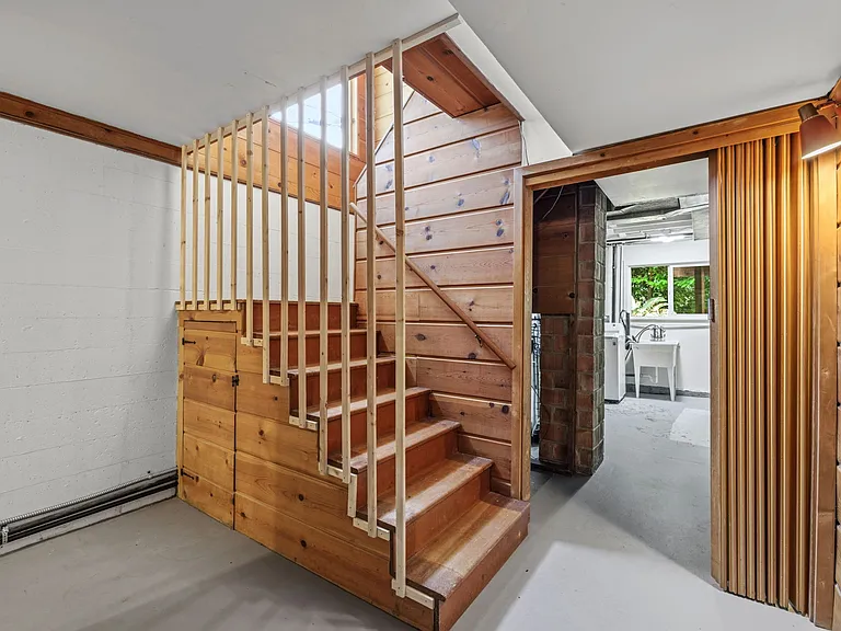 11954 Exeter Ave NE — Photo 14