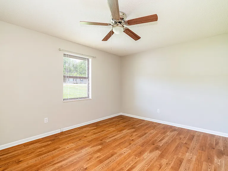 214 Berry Way #13 — Photo 5