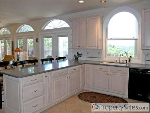 4th image of 5807 Cyrilla Dr