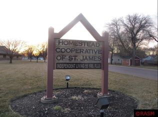 1000 9th St NW UNIT 117, Saint James, MN 56081