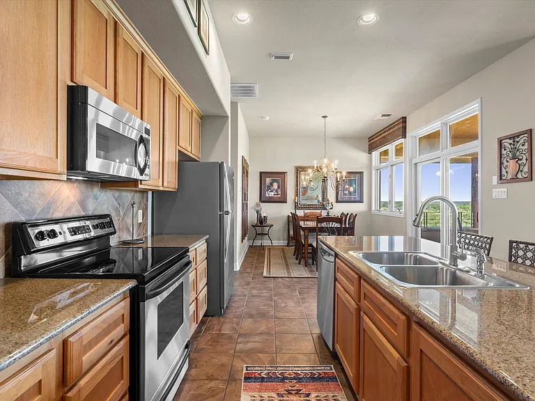 1908 Kahala Sunset Dr #G — Photo 28