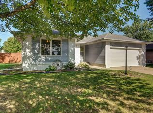 3689 S Holiday Ave, Springfield, MO 65807