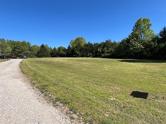 4th image of 264 Black Oak Road