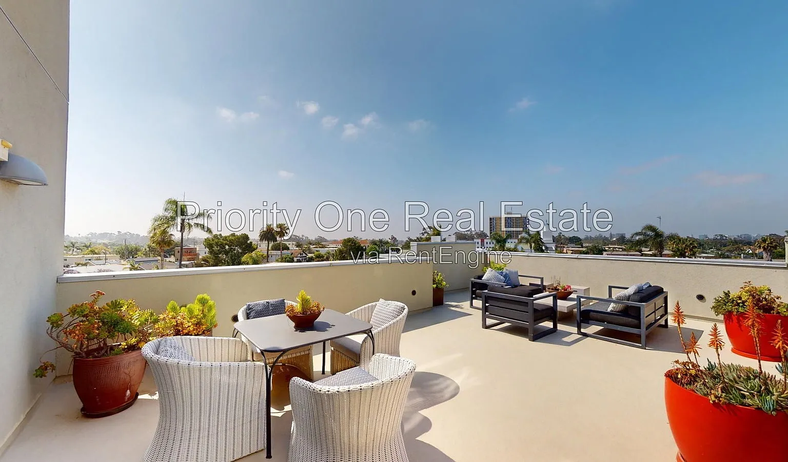 2 bed, 2.5 bath, 1318 sqft, $4,200 — Photo 4