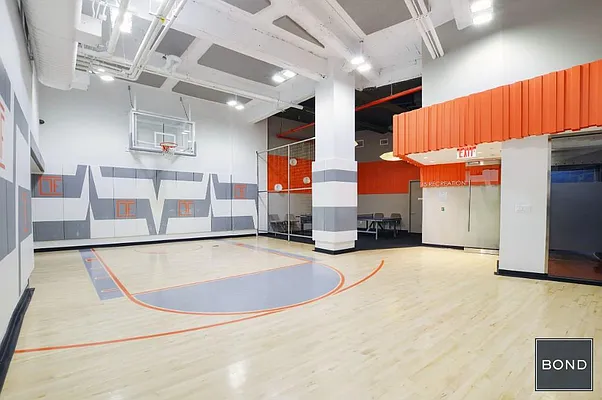 Rented by Bond New York | media 12