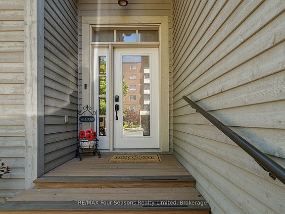 3rd image of 121 Elm St