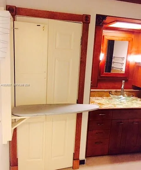 850 E Commercial Blvd #220C — Photo 19