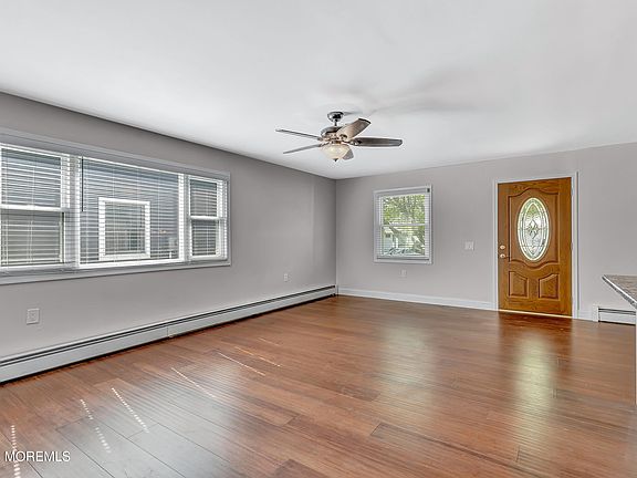 5th image of 139 Paradise Boulevard