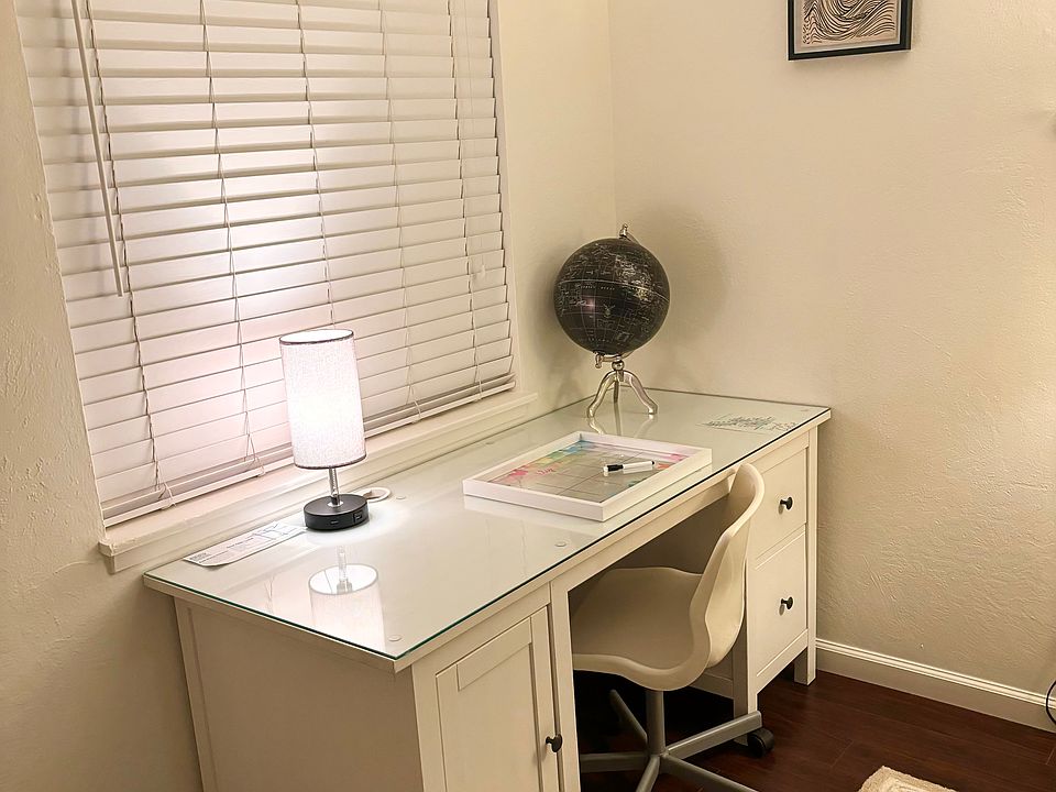 Great big desk fro work and study