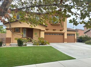 6859 Estonian Dr, Corona, CA 92880