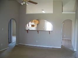 2nd image of 704 S 39th St