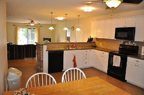 2nd image of 29 Back Bay Cir