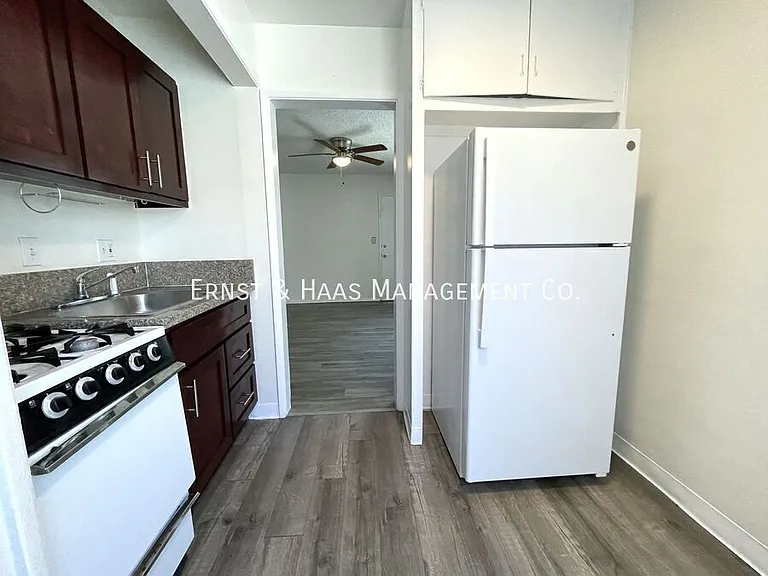 181 Argonne Ave #4 — Photo 4