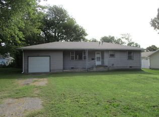 312 S Minnesota Ave, Columbus, KS 66725