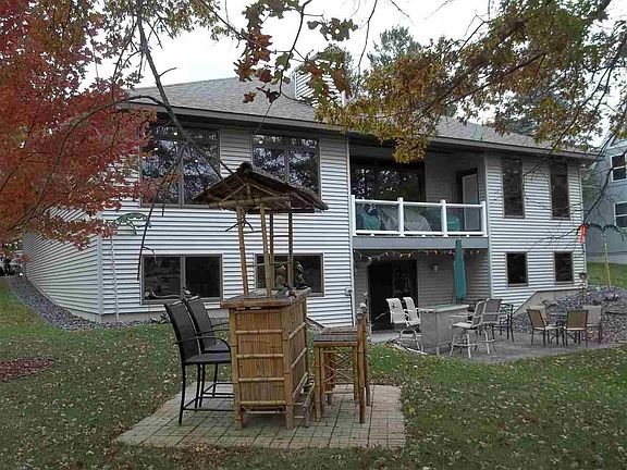 2nd image of 275 Derby Ct