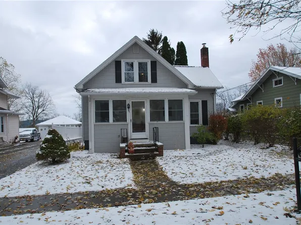 5 Jones Ter, Bloomfield, NY 14469