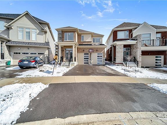 3rd image of 111 Povey Rd