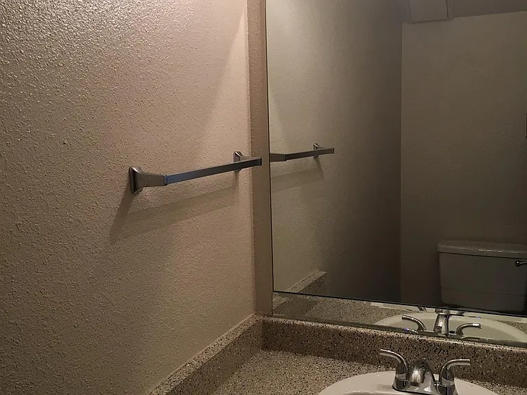 1115 Lyric Ln — Photo 3