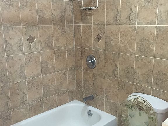 3rd image of 180 Beach 60th St #1