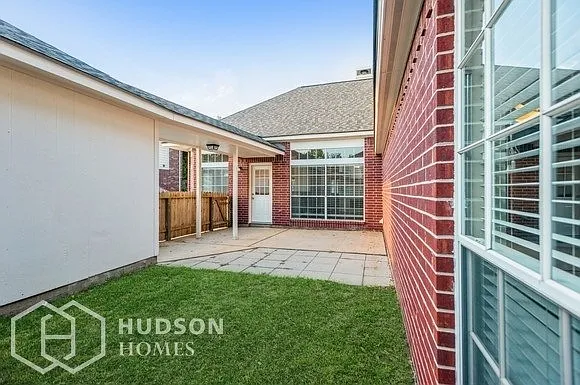 Building Photo - 23303 Prairie Pebble Ct