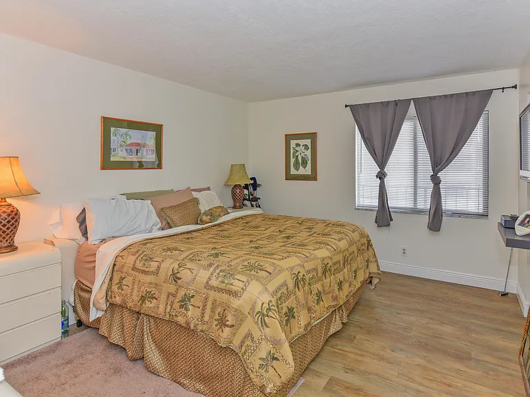 1605 US Highway 1 #D305 — Photo 14