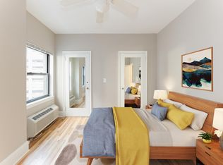25 E Delaware Pl #71216B985, Chicago, IL 60611