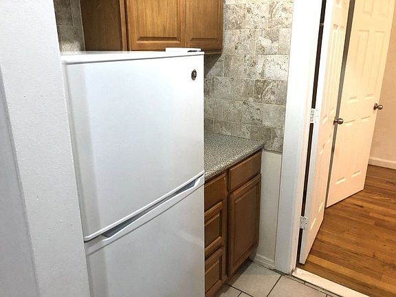 4th image of 100 Post Ave #526
