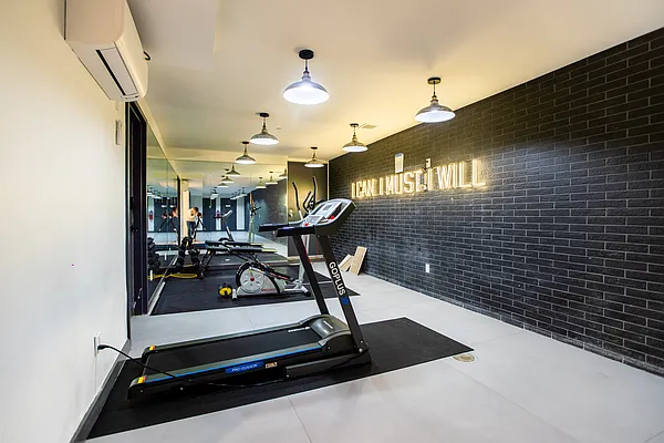 Rented by Jankos Group LLC | media 34