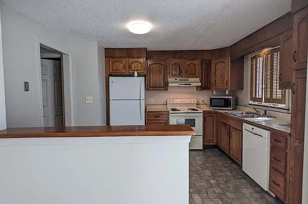 6 Mansion Woods Dr #A — Photo 50