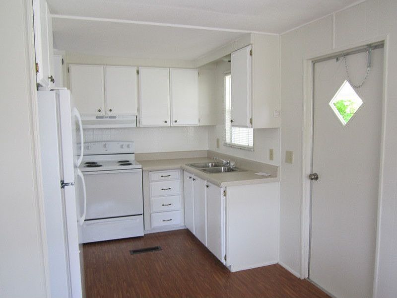 1st image of 135 E Sterling Way