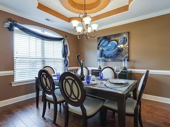4th image of 12866 Miller Farms Dr
