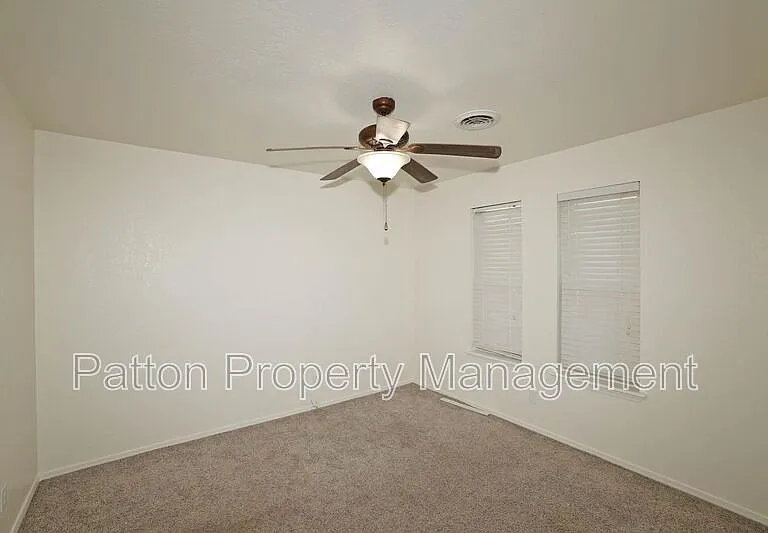 7902 Gerald Dr — Photo 27