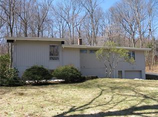 31 Paterson Dr, Middletown, CT 06457