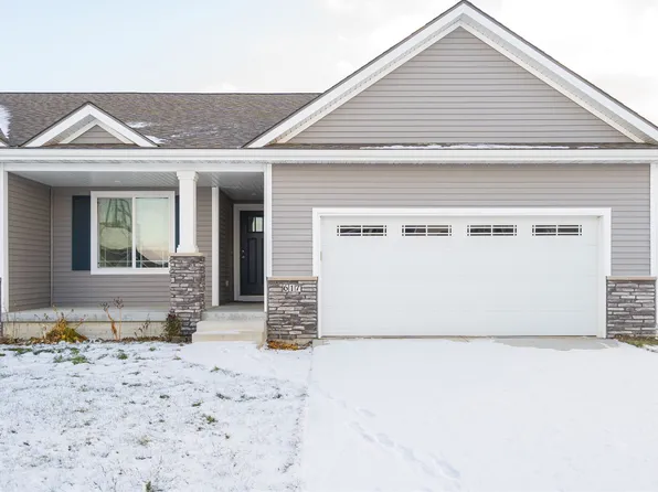 617 3rd St NW, Bondurant, IA 50035