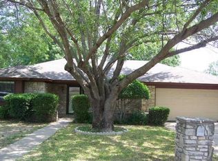 1202 3rd St, Granbury, TX 76048