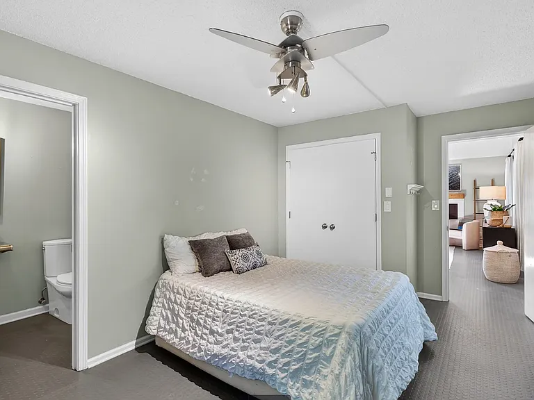 1st floor primary bedroom