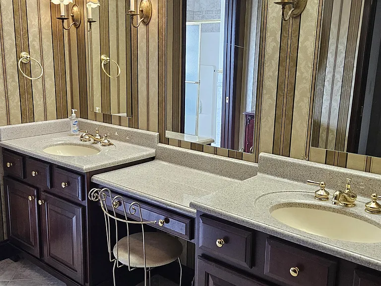 1577 Country Club Ln — Photo 42