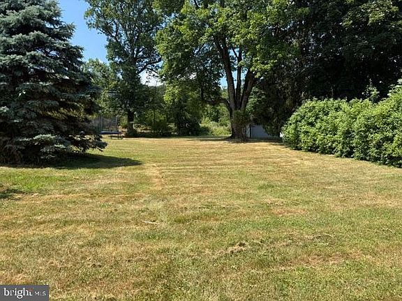 5th image of Clark Rd