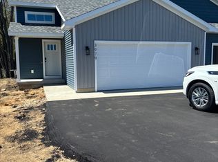 3979 136th Ave, Holland, MI 49424