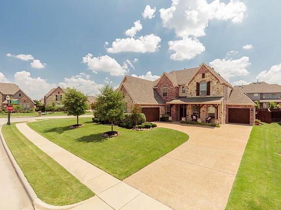 2nd image of 2752 Enfield Dr