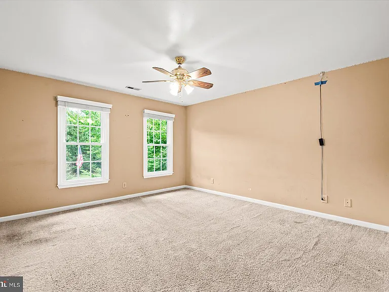 80 Stonewall Dr — Photo 35